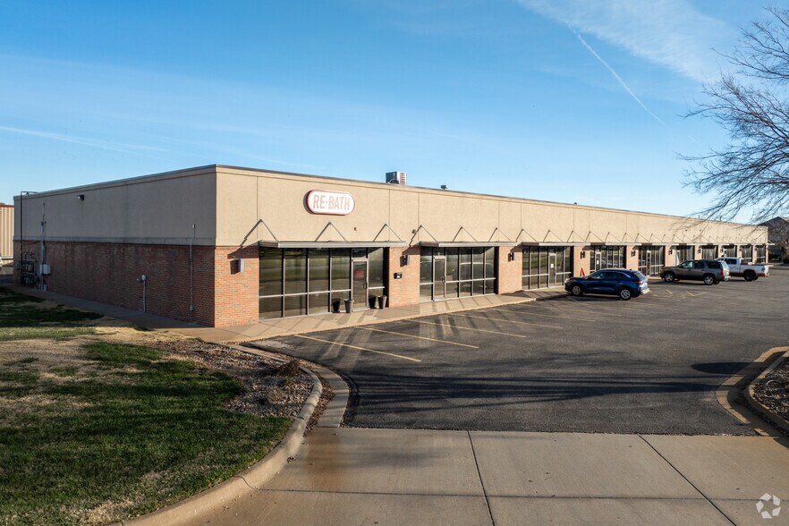 Primary Photo Of 7330 W 33rd St, Wichita Flex For Lease