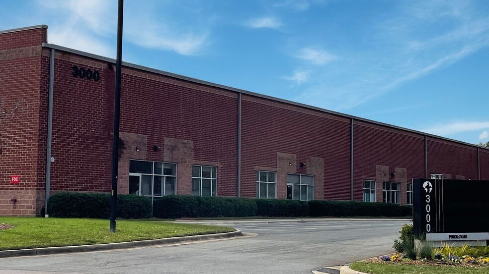 Primary Photo Of 3000 Perimeter Park Dr W, Morrisville Warehouse For Lease