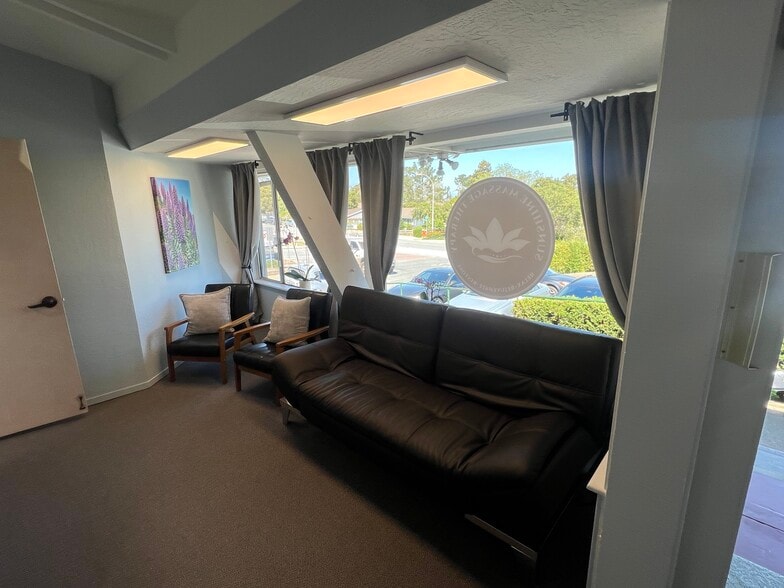 More Photos Of 31 Soledad Dr, Monterey Medical For Sale