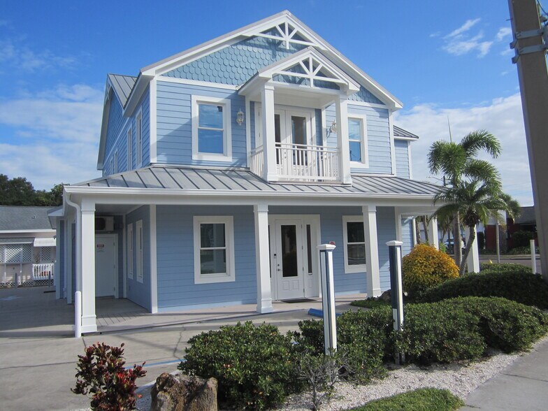 More Photos Of 1000 Bass Blvd, Dunedin Office For Sale