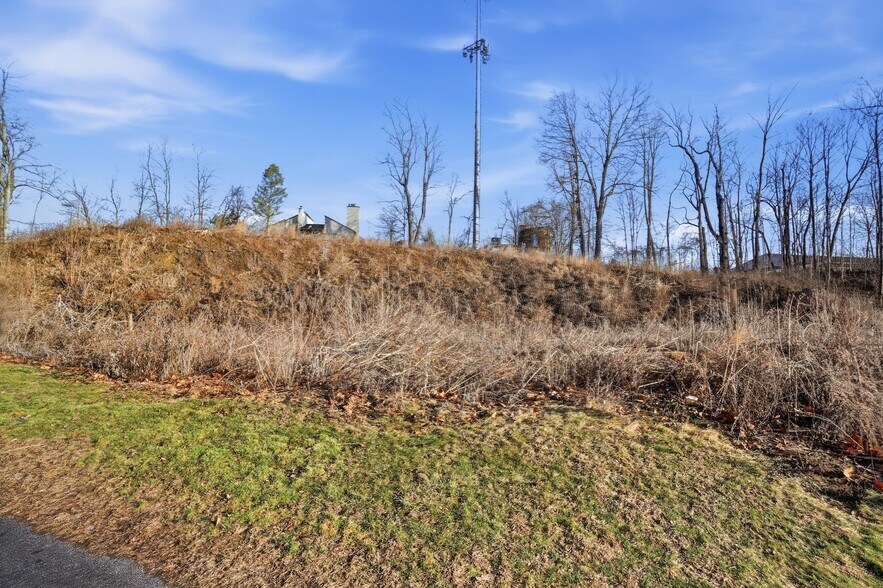 More Photos Of 2750 Lauffer Ravines Dr, Columbus Land For Sale