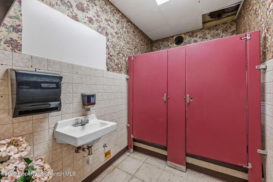 More Photos Of 115 Main Ave, Dickson City Religious Facility For Sale