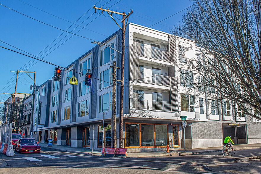 Primary Photo Of 2880 SE Division St, Portland Apartments For Lease