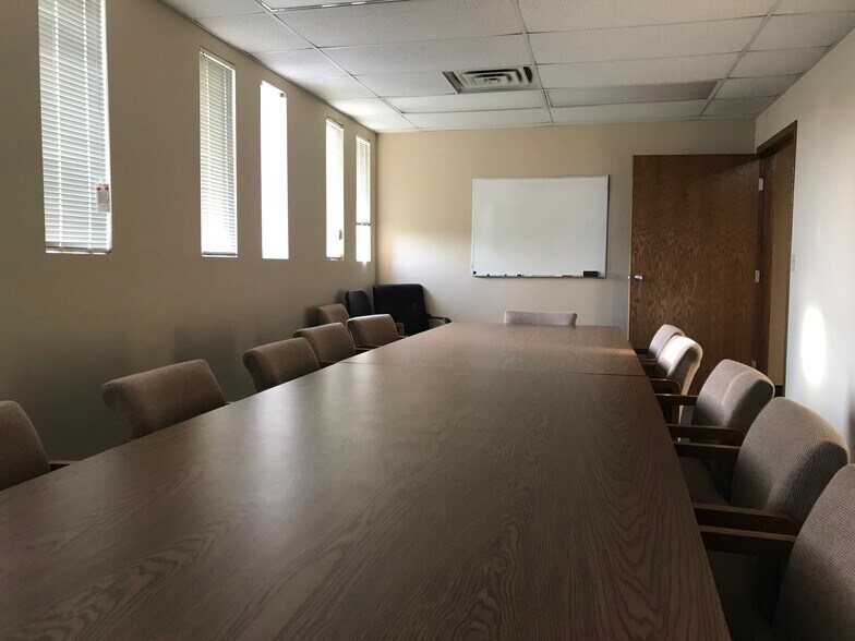 More Photos Of 101 Nob Hill Rd, Madison Office For Sale