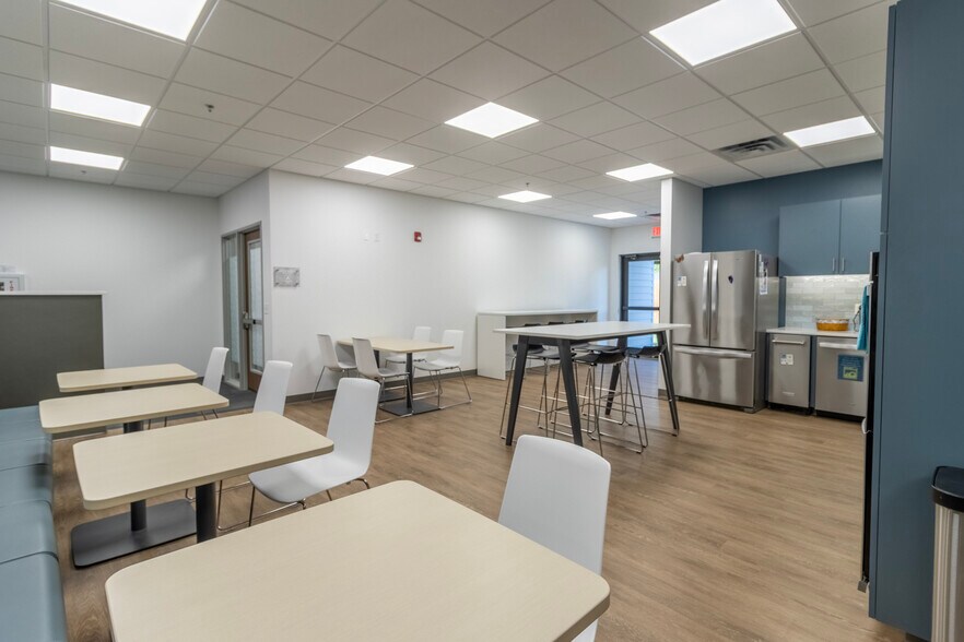 More Photos Of 2457 Wilcox Dr, Norman Office For Lease