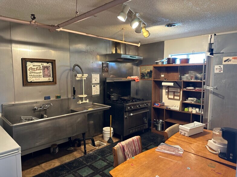 More Photos Of 556 Toyon Dr, San Andreas Healthcare For Sale