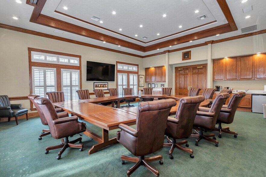 More Photos Of 801 SW 60th Ave, Ocala Office For Lease