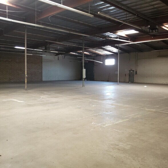 More Photos Of 8600 Tamarack Ave, Sun Valley Manufacturing For Lease