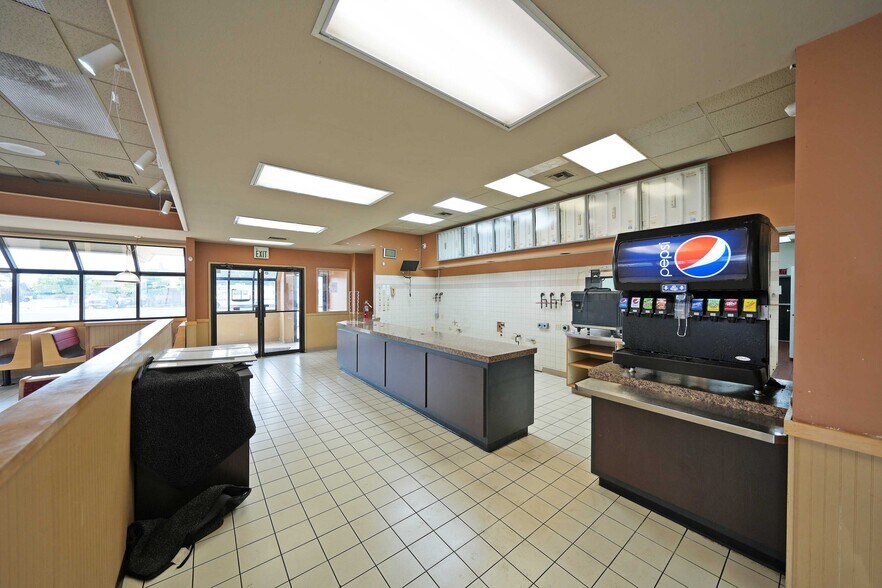 More Photos Of 318 S Wapato Ave, Wapato General Retail For Sale