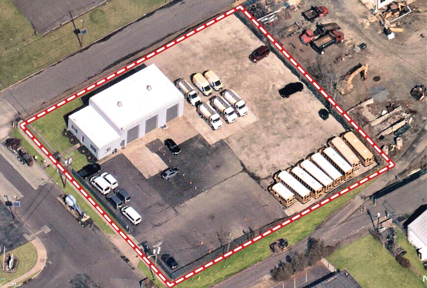 More Photos Of 800 Kennedy Blvd, Somerdale Distribution For Lease