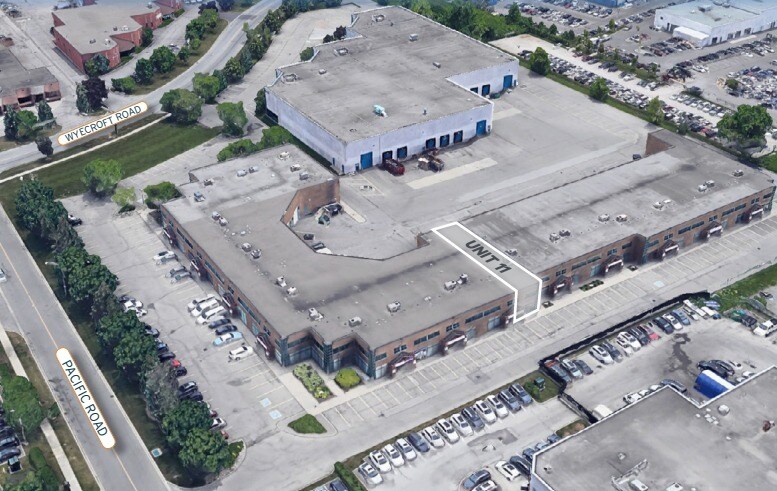 More Photos Of 760 Pacific Rd, Oakville Light Distribution For Lease