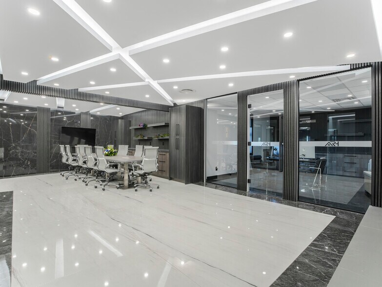 More Photos Of 10303 65 Ave NW, Edmonton Office For Lease