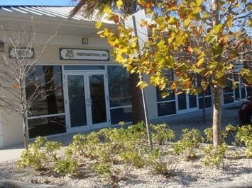 Primary Photo Of 9015 Americana Rd, Vero Beach Medical For Lease