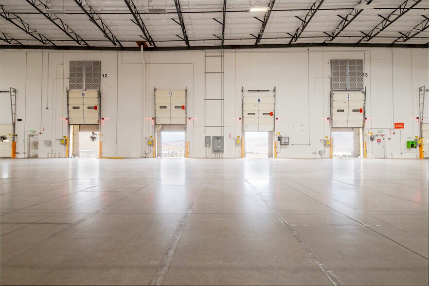 More Photos Of 3200 USA Pky, Sparks Distribution For Lease