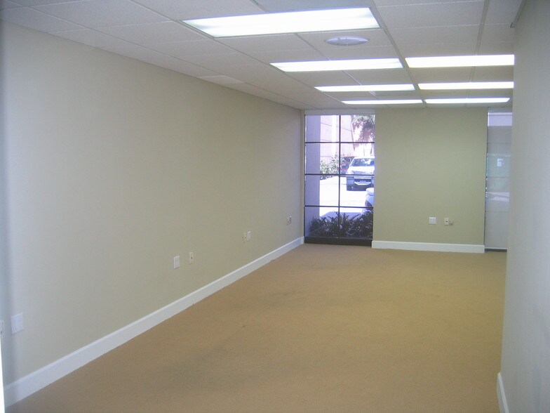 More Photos Of 350 Sevilla Ave, Coral Gables Loft Creative Space For Lease
