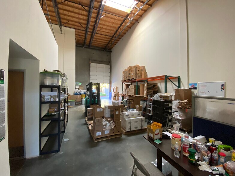 More Photos Of 1568 Lancaster Point Way, San Diego Flex For Sale