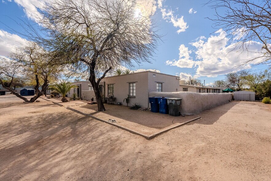 Primary Photo Of 1220 N Venice Ave, Tucson Apartments For Sale