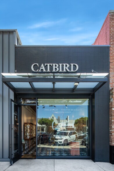 More Photos Of 124-148 N Larchmont Blvd, Los Angeles Storefront Retail Office For Lease
