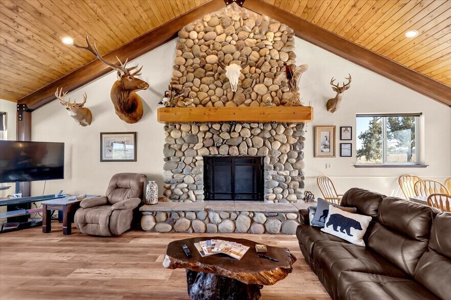 More Photos Of 2505 West 4th Street, Alturas Land For Sale