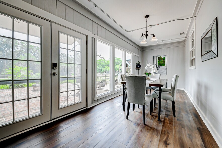 More Photos Of 902 Richmond Pky, Richmond Office Residential For Sale