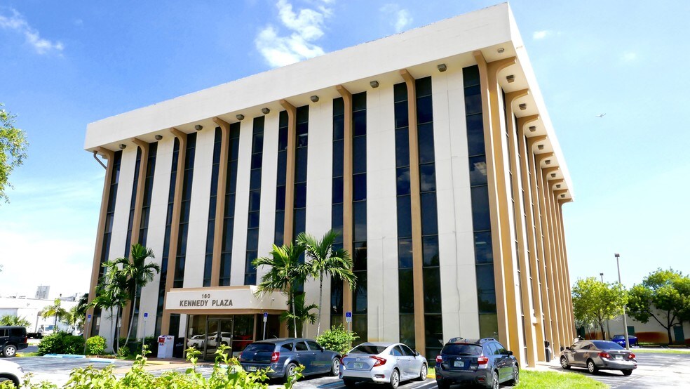 Primary Photo Of 160 NW 176th St, Miami Medical For Lease