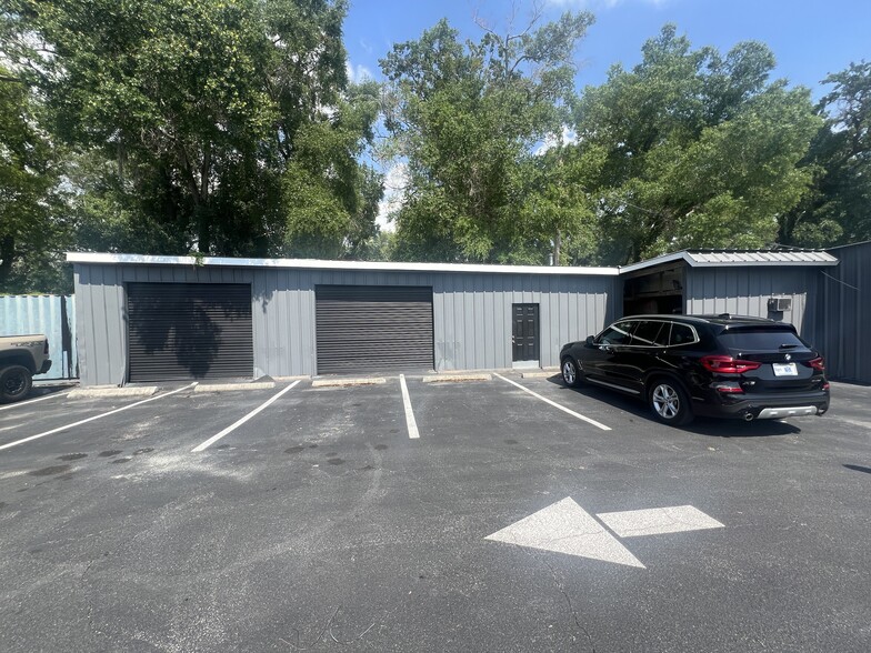 Primary Photo Of 2907 N Florida Ave, Tampa Warehouse For Lease