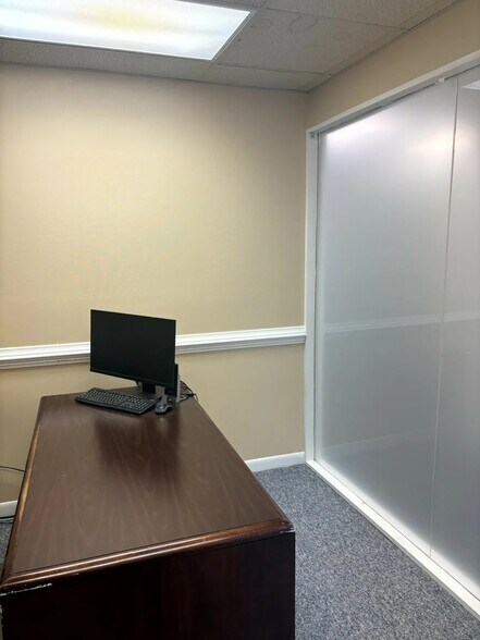 More Photos Of 12658-12660 Lake Ridge Dr, Woodbridge Medical For Sale