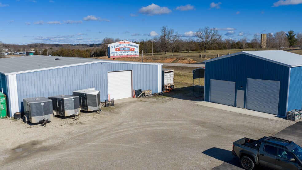 Primary Photo Of 19850 Houston Rd, Lebanon Showroom For Sale