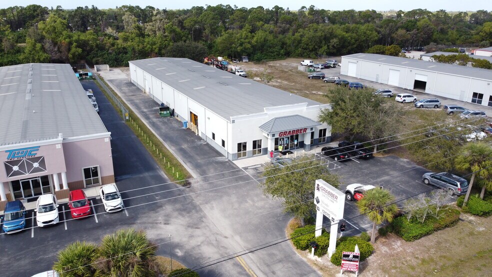 More Photos Of 12570 Metro Pky, Fort Myers Warehouse For Sale