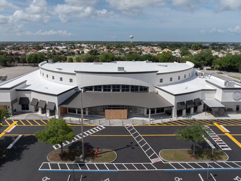 More Photos Of 10175 Tamiami Trl, Punta Gorda General Retail For Lease