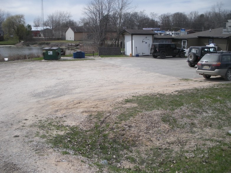 More Photos Of 1108 Estey Rd, Beaverton Restaurant For Sale