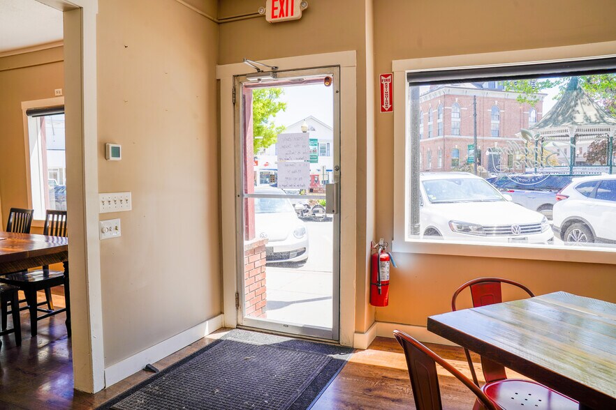 More Photos Of 123 Union Sq, Milford Restaurant For Sale