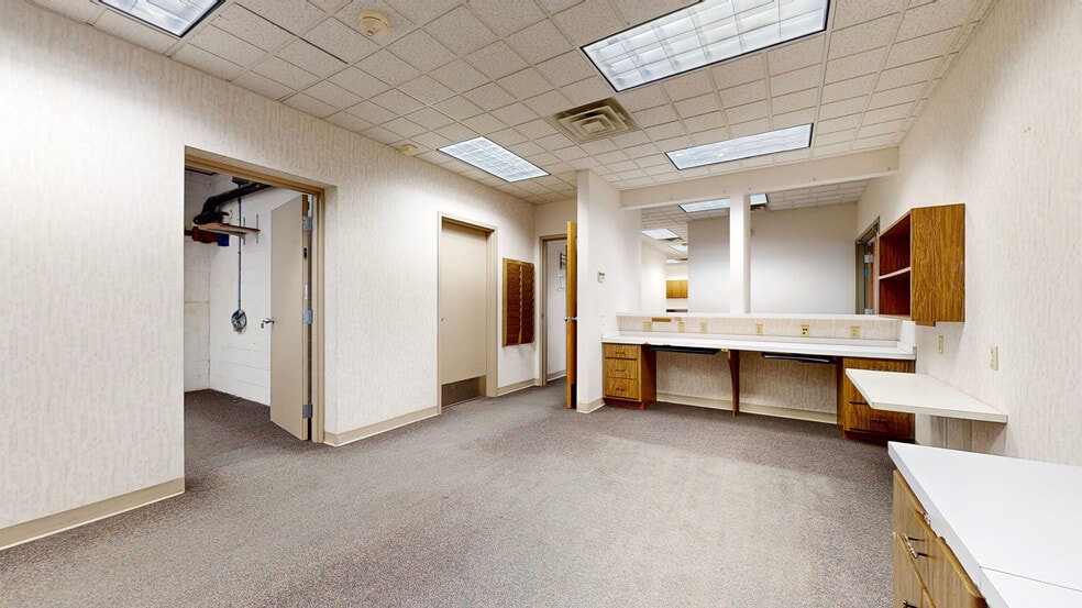 More Photos Of 2228-2230 Sunset Blvd, Steubenville Office For Lease