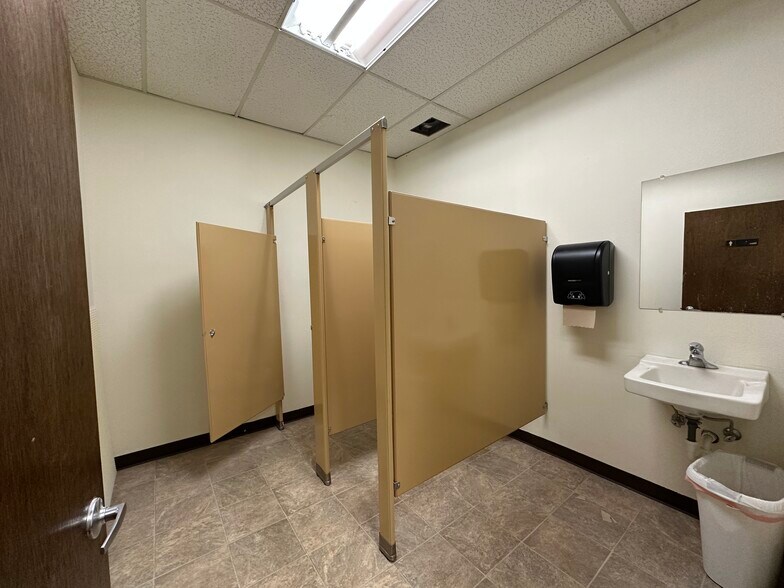 More Photos Of 9 N Last Chance Gulch, Helena Office For Lease