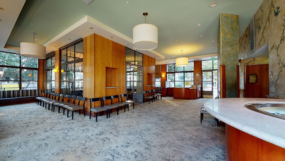 More Photos Of 700 W 5th St, Los Angeles Storefront For Lease