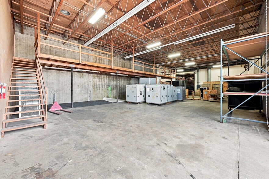 More Photos Of 905-909 Fee Dr, Sacramento Service For Sale