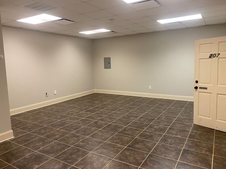 More Photos Of 30466 Sgt E I Boots Thomas Dr, Spanish Fort Flex For Sale