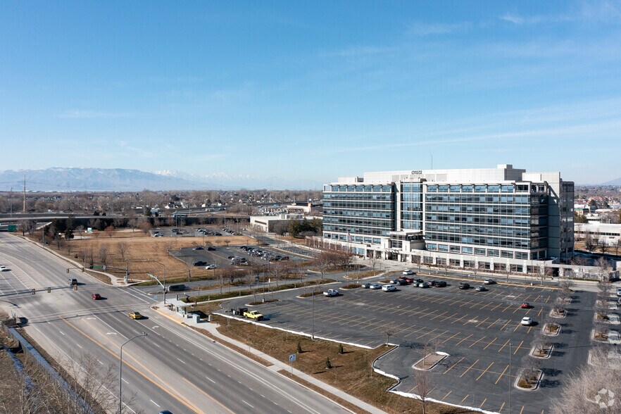 More Photos Of 1800 S Novell Pl, Provo Office Residential For Lease
