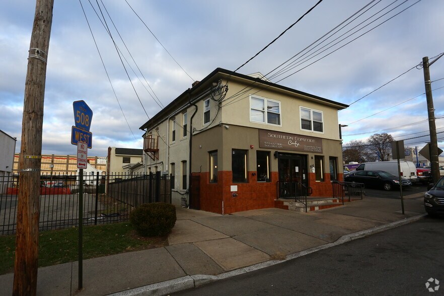 More Photos Of 501 Central Ave, Orange Storefront Retail Office For Lease