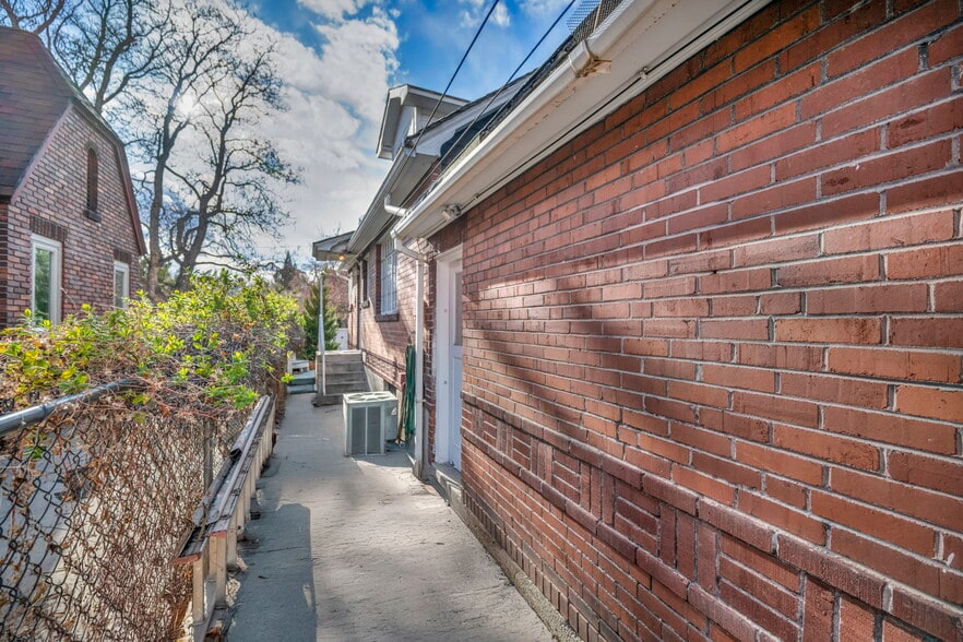 More Photos Of 588 Saint Lawrence Ave, Reno Multifamily For Sale