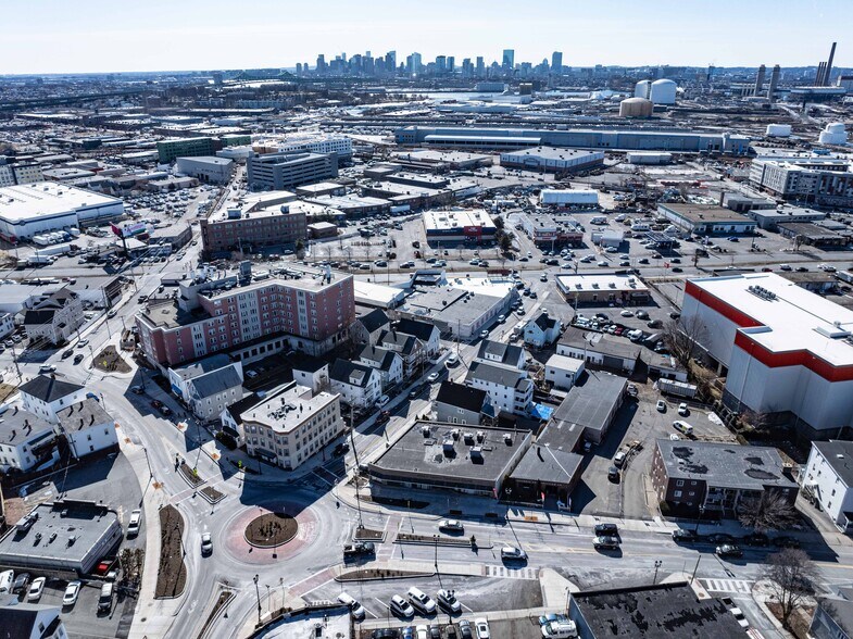 More Photos Of 173 Chelsea St, Everett Medical For Sale