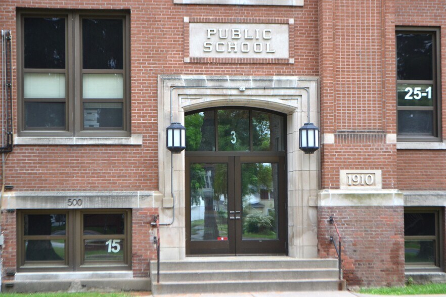 More Photos Of 500 N 4th Ave, Wausau Specialty For Sale