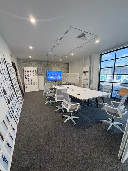 More Photos Of 2030-2036 Sacramento St, Los Angeles Office For Lease