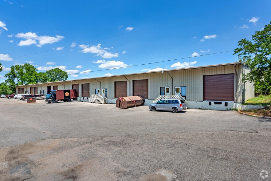 Primary Photo Of 2813 Industrial Plaza Dr, Tallahassee Warehouse For Lease