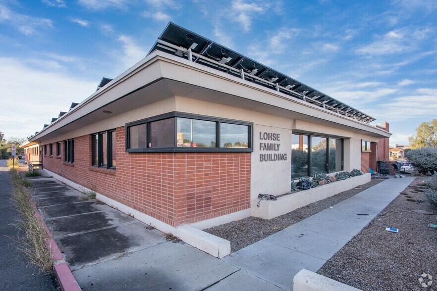 More Photos Of 2916 E Broadway Blvd, Tucson Office For Lease