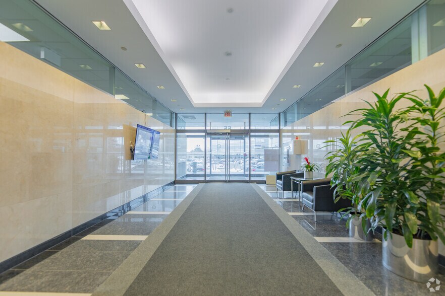 More Photos Of 55 Commerce Valley Dr W, Markham Unknown For Lease