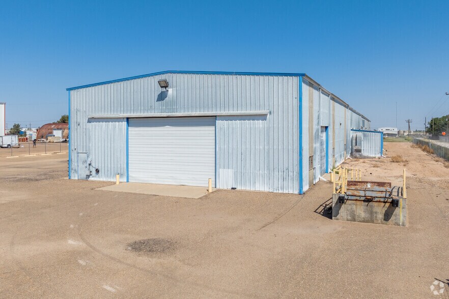 More Photos Of 11756 Highway 152, Pampa Industrial For Sale