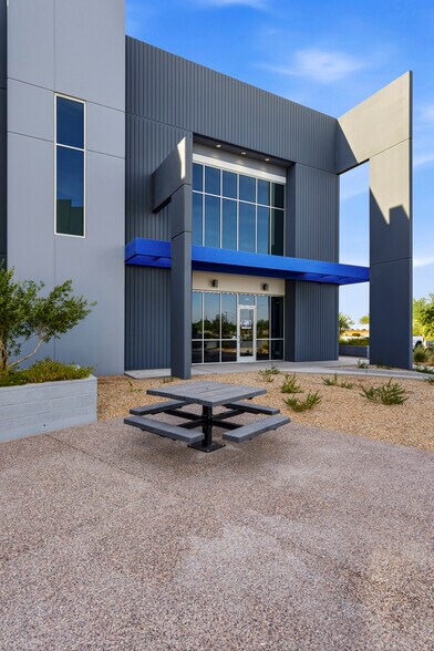 More Photos Of 6459 S Sossaman Rd, Mesa Warehouse For Lease