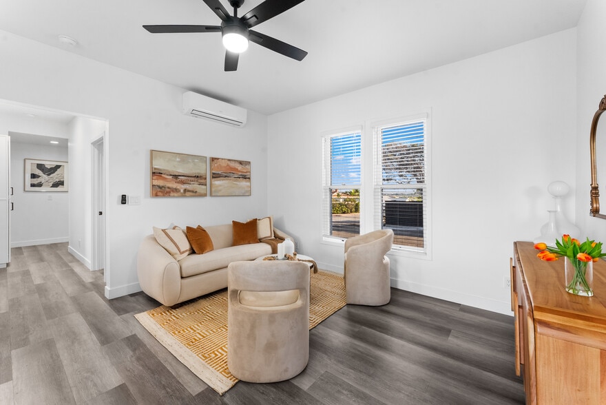 More Photos Of 832 Desty St, San Diego Apartments For Sale