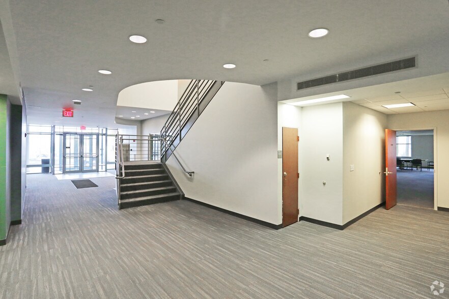 More Photos Of 500 River Ridge Dr, Norwood Office For Lease